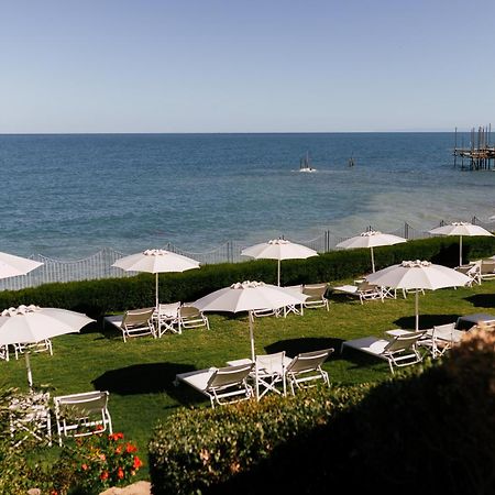 Baia Delphis Resort Васто Екстериор снимка